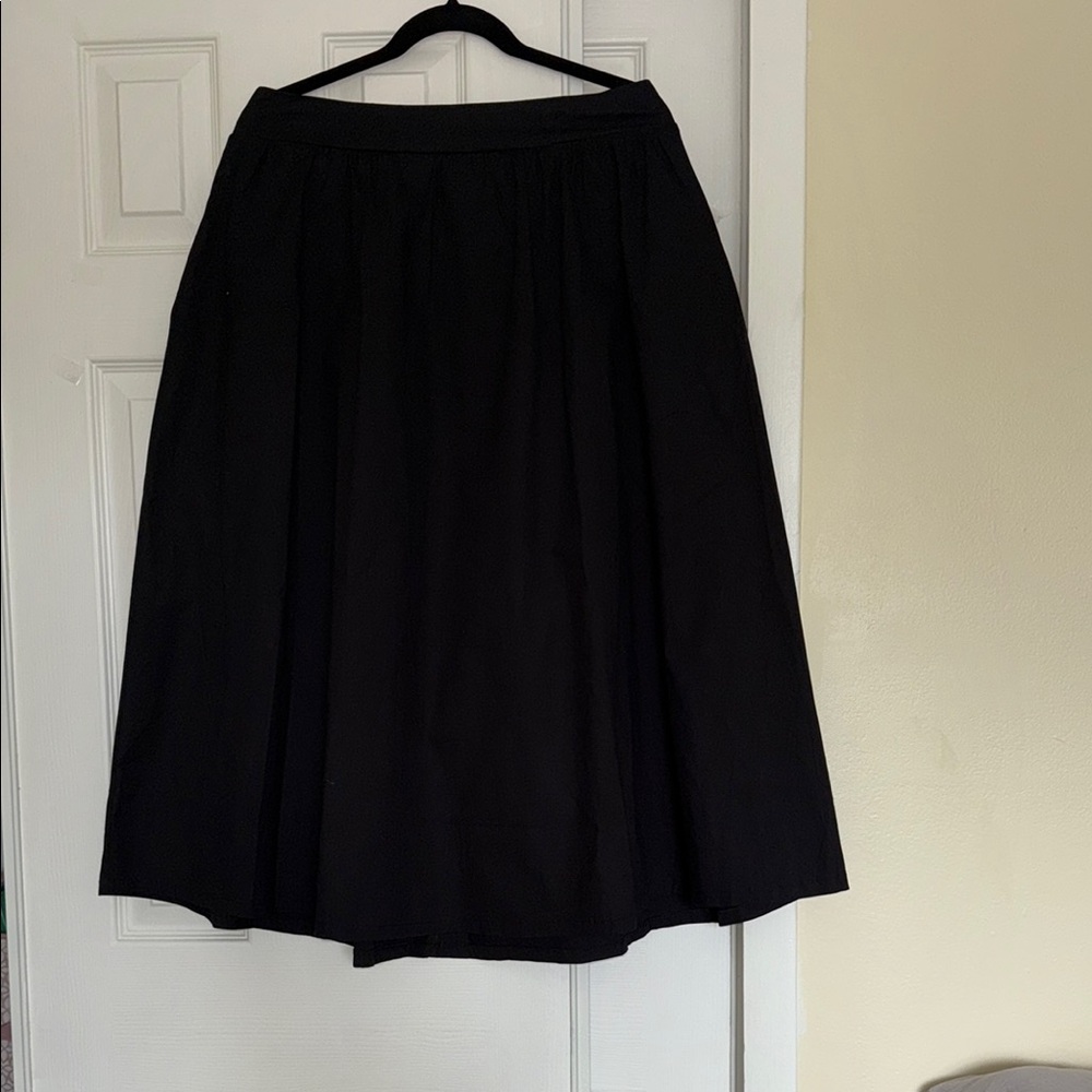Elegant Black Women's Skirt. Brazilian